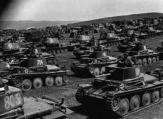 El Almirante Horthy, Regente de Hungría, visita al Führer - 10/09/1941. El Almirante Horthy, Regente de Hungría, visita al Führer - 10/09/1941.