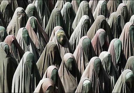 EL CUENTO DE LAS VIRGENES