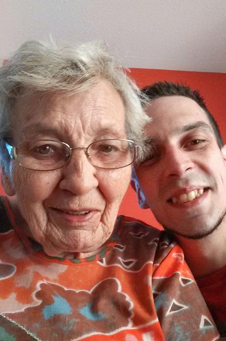 40 Momentos divertidos de personas mayores siendo incapaces de usar algo correctamente 40 Momentos divertidos de personas mayores siendo incapaces de usar algo correctamente