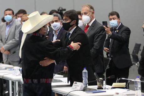 Presidente anuncia reuniones macrorregionales con alcaldes de centros poblados