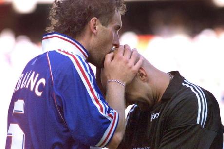Blanc y su famoso beso en la calva de Barthez 