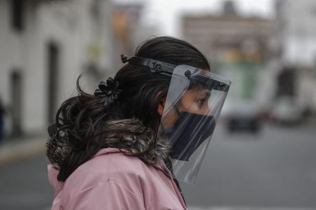 Perú: Gobierno autoriza la entrega de un bono de 85 dólares a 13,5 millones de personas