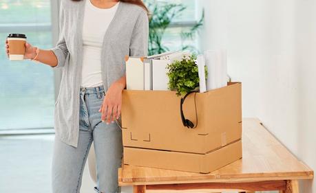 Trabaja en el pliego de condiciones y selecciona los proveedores de servicios