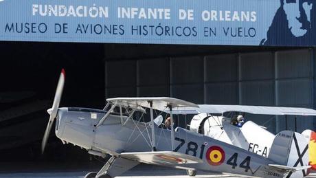 Disfruta con tus hijos de aviones históricos en vuelo
