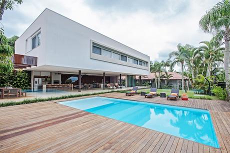 Residencia Minimalista en Brasil