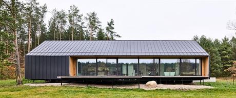 Vivienda Industrializada Transportable en Estilo Minimalista