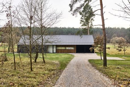 Vivienda Industrializada Transportable en Estilo Minimalista