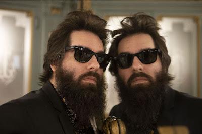 LE VOYEUR: DÉCIMO ANIVERSARIO LE VOYEUR: DÉCIMO ANIVERSARIO