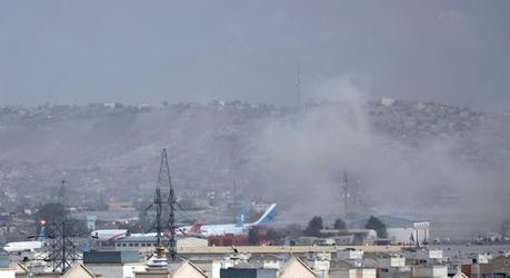 Al menos 95 muertos y 150 heridos por  explosiones en Kabul.