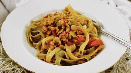 TALLARINES CON BOLOÑESA VEGANA