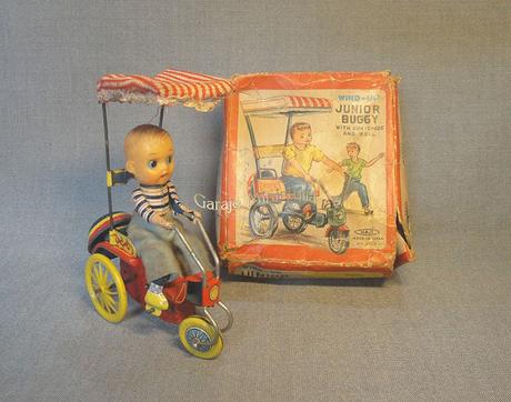 Junior Buggy, un triciclo a cuerda con timbre y techo de lona de Japón Junior Buggy, un triciclo a cuerda con timbre y techo de lona de Japón