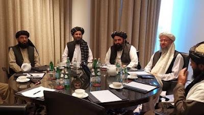 Tropas, cancillerías y colaboradores abandonan de estampida el Afganistán de los talibanes.