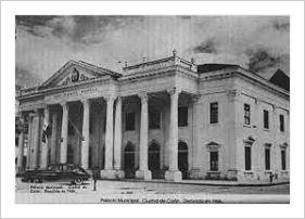 El Palacio Municipal del Distrito de Colón
