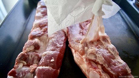 Costillas de cerdo asadas con rub Costillas de cerdo asadas con rub