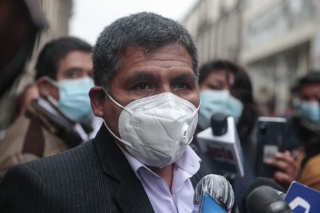 Perú Libre: Congreso debe dejar trabajar a los ministros