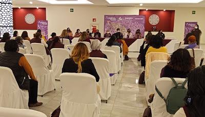 MUJERES MORENA REPÚBLICA VA POR LA DEFENSA DE LA 4T Y LOS DERECHOS DE LAS MUJERES EN EL PAÍS