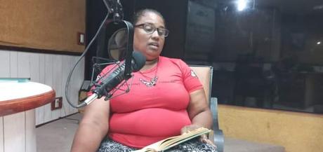 Familias denuncian que políticos y Ministerio de la Vivienda prtenden despojarlas de apartamentos.