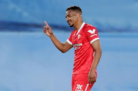 Las renovaciones de Fernando y Javi Díaz, los próximos problemas a tratar por el Sevilla