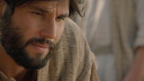 Hay En El Cielo Una Luz. Walt Disney Pictures Presents