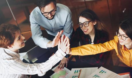 Herramientas para conseguir equipos seguros y alienados Herramientas para conseguir equipos seguros y alienados