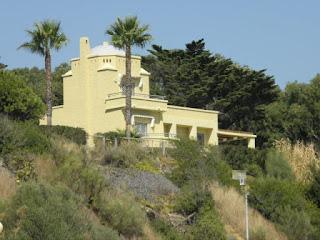 La última paloma (Men Marías)