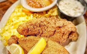 CRACKER BARREL OLD COUNTRY