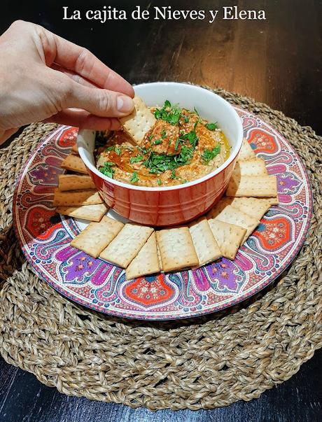 Hummus de judías blancas y tomates secos