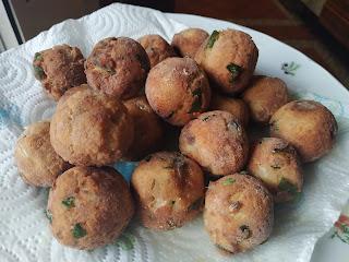 ALBÓNDIGAS DE BOQUERONES DE MÁLAGA EN SALSA SOBREHÚSA