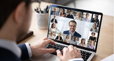 Liderazgo virtual a través de una pantalla