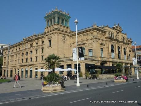 Donostia / San Sebastian. Parte Vieja y Monte Urgull Donostia / San Sebastian. Parte Vieja y Monte Urgull