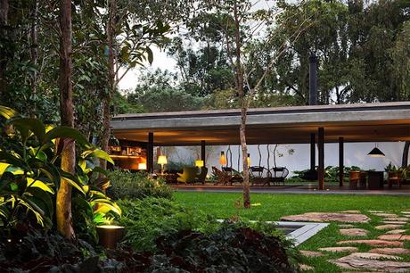 Casa Vanguardista en San Pablo, Brasil