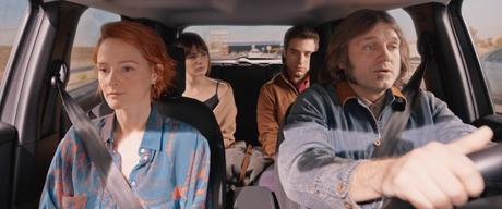 Con quién viajas, los prejuicios son malos pero no mucho Con quién viajas, los prejuicios son malos pero no mucho
