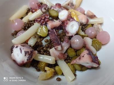 Ensalada de lenteja caviar con pulpo Ensalada de lenteja caviar con pulpo