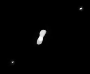 El VLT capta las mejores imágenes hasta ahora de un asteroide con forma de hueso El VLT capta las mejores imágenes hasta ahora de un asteroide con forma de hueso