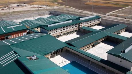 Ingresan al  “Pollo” Carvajal en la prisión de Estremera en Madrid