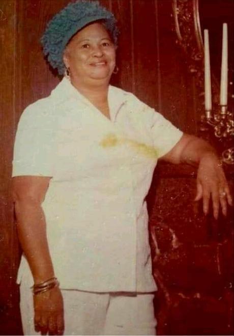 Una exploración por los callejones de la historia de la regla de Osha Venezolana desde el testimonio de Kevin Pérez Oya Tiyoko, Stalin Campos Eshu Guere y Margla Briceño Oshun Ade Otonowa Una exploración por los callejones de la historia de la regla de Osha Venezolana desde el testimonio de Kevin Pérez Oya Tiyoko, Stalin Campos Eshu Guere y Margla Briceño Oshun Ade Otonowa