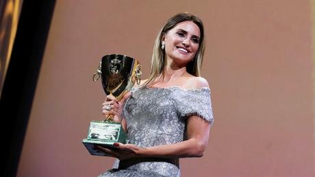 Penélope Cruz, gana la Copa Volpi a la Mejor Actriz de Venecia por “Madres Paralelas”