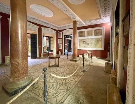 El Palacio de la condesa de Lebrija (15): Salón de las columnas.