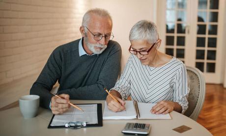 La forma de cobrar el subsidio para mayores de 52, sin haber cotizado suficiente