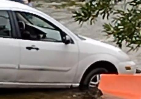 (Video) El megabache de Río Santiago sigue causando destrozos