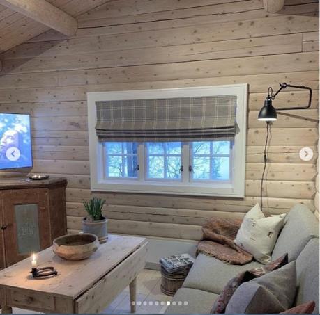 Cabana Rustica Remodelada en los Bosquera Noruegos