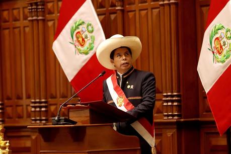 Perú: Gobierno promulga ley para cremar cuerpo de Abimael Guzmán