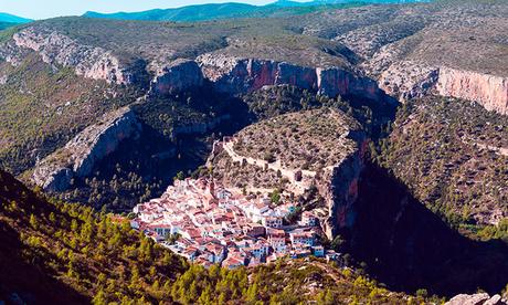 Escapada a la Valencia Castellana: Del Altiplano de Utiel-Requena a Los Serranos Escapada a la Valencia Castellana: Del Altiplano de Utiel-Requena a Los Serranos