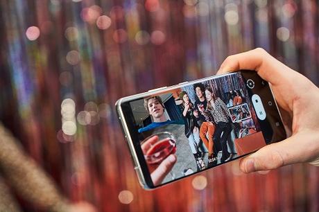 Toma las mejores selfies  con la inteligencia artificial de tu Samsung Galaxy S21