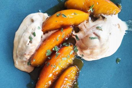 Melocotones caramelizados al ron Melocotones caramelizados al ron
