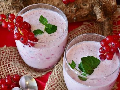 Batido de frutas a la menta Batido de frutas a la menta