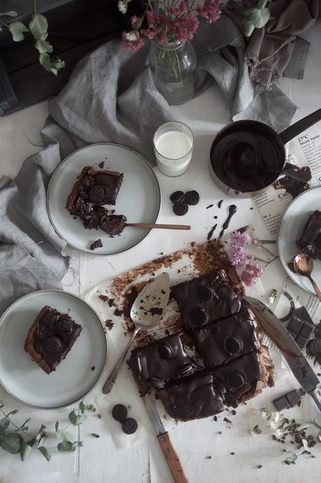 Brownie de chocolate y galletas Oreo cookies-and-cream-fudge-brownie