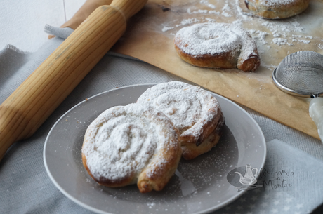 Ensaimadas de hojaldre rellenas de Nutella