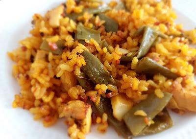 ARROZ CON POLLO Y JUDÍAS AL CURRY (HECHO AL HORNO)