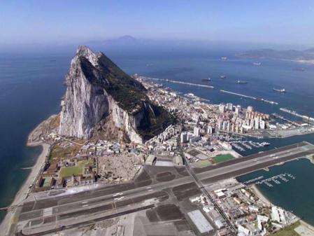 Gibraltar es hoy una colonia porque España quiere Gibraltar es hoy una colonia porque España quiere